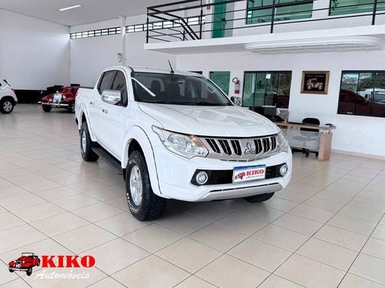 MITSUBISHI L200 TRITON 2.4 16V TURBO DIESEL SPORT HPE CD 4P 4X4 AUTOMÁTICO